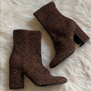 New AGL calf hair leopard heeled short boots 36.5